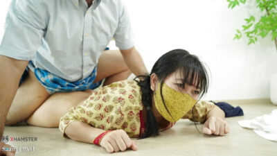 18 years old Indian girl loves to Hardcore Fuck while her working,Saanvi Bahl